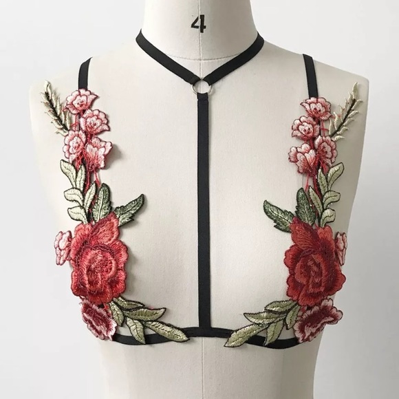 💐Just in! Sexy Strappy Roses Bra💐 - Picture 3 of 7